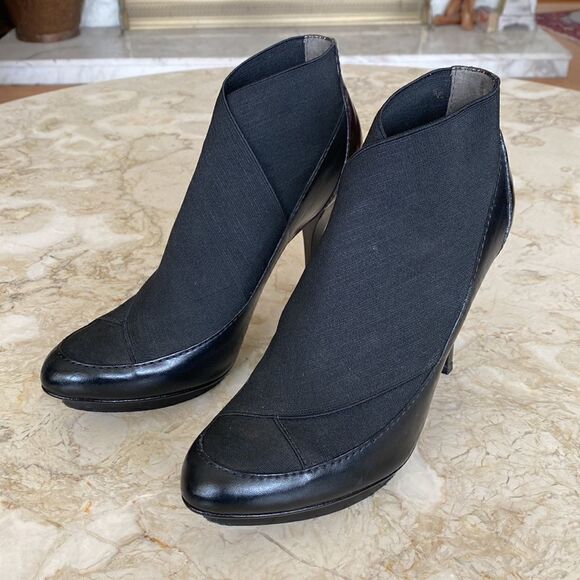 BCBG MaxAzria Platform Stiletto Heel Ankle Booties - Picture 3 of 12